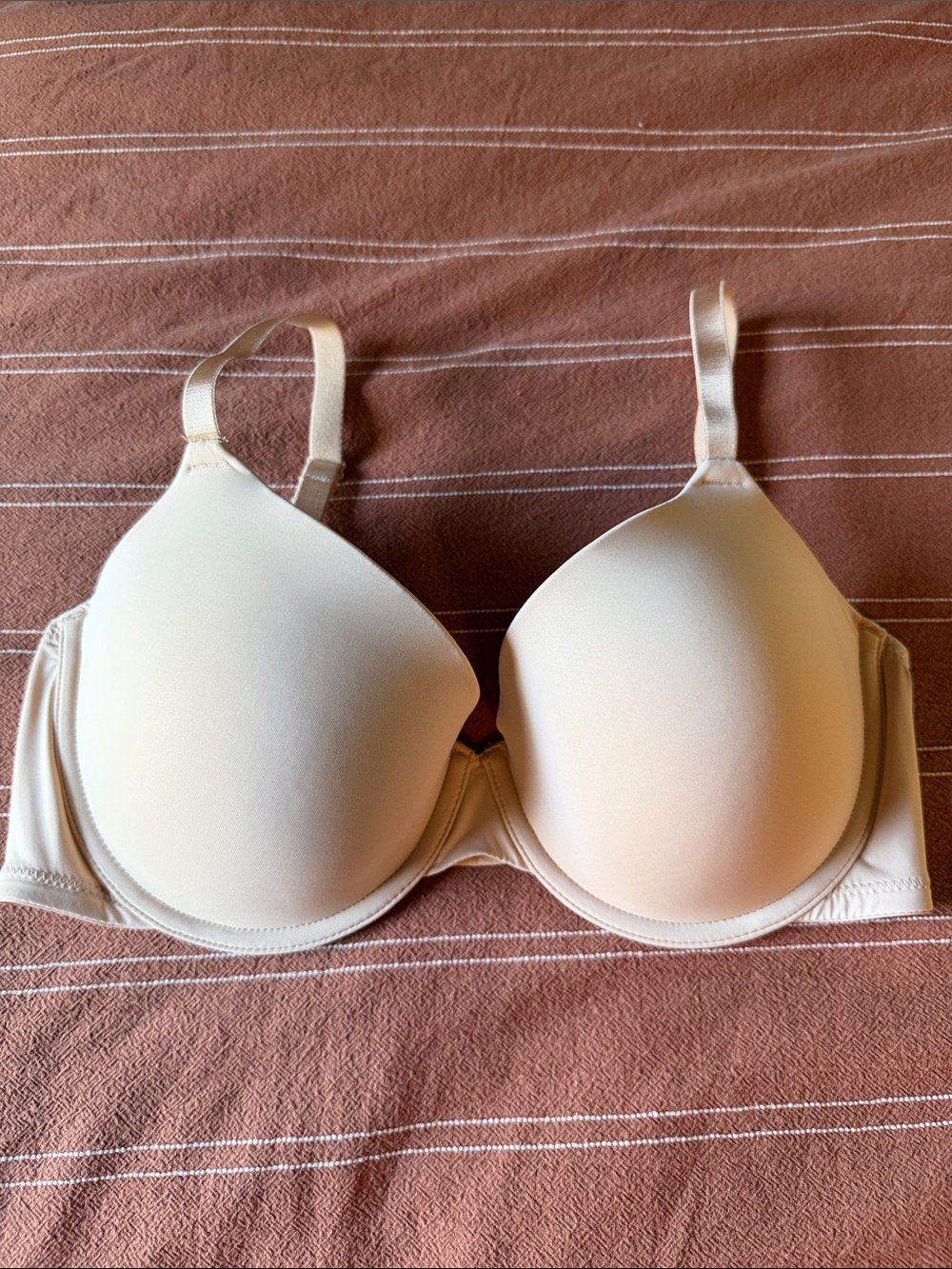 Auden Light Nude T-Shirt Bra
